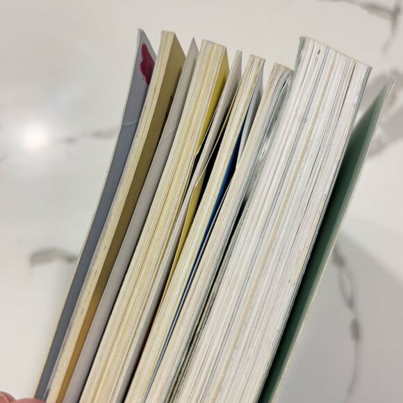 Raina Telgemeier | Sisters and Smile Books Set Paperback - Picture 5 of 6